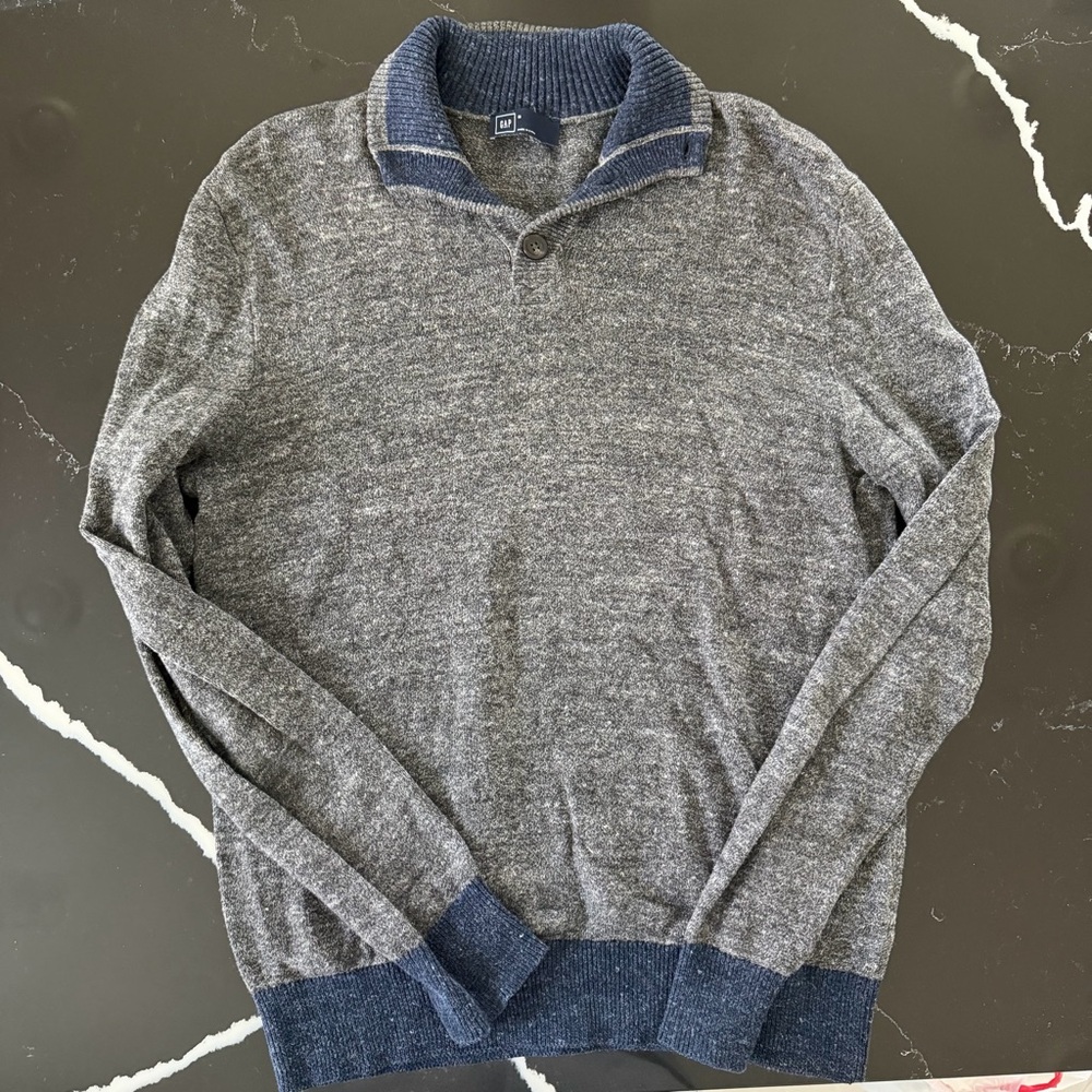 GAP Men's Turtleneck Sweater in Gray and Navy